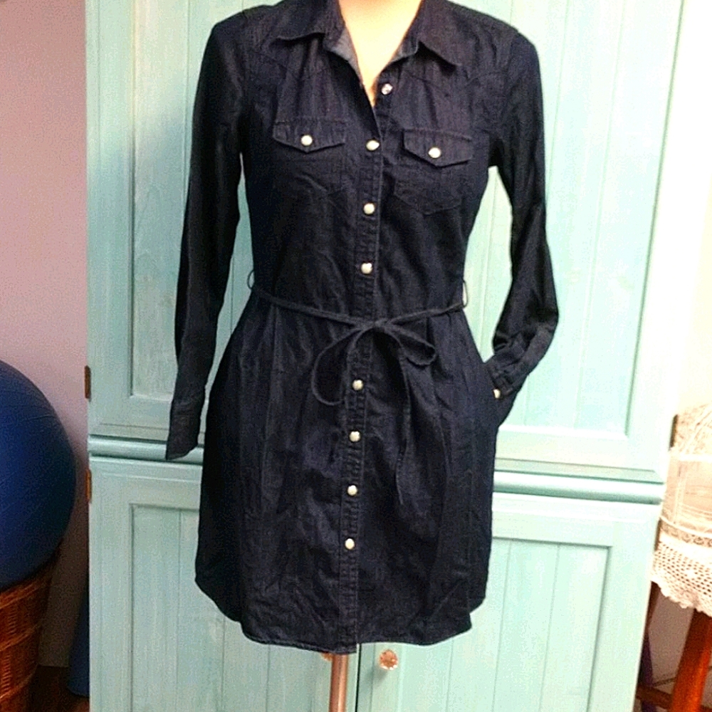 Women's dress